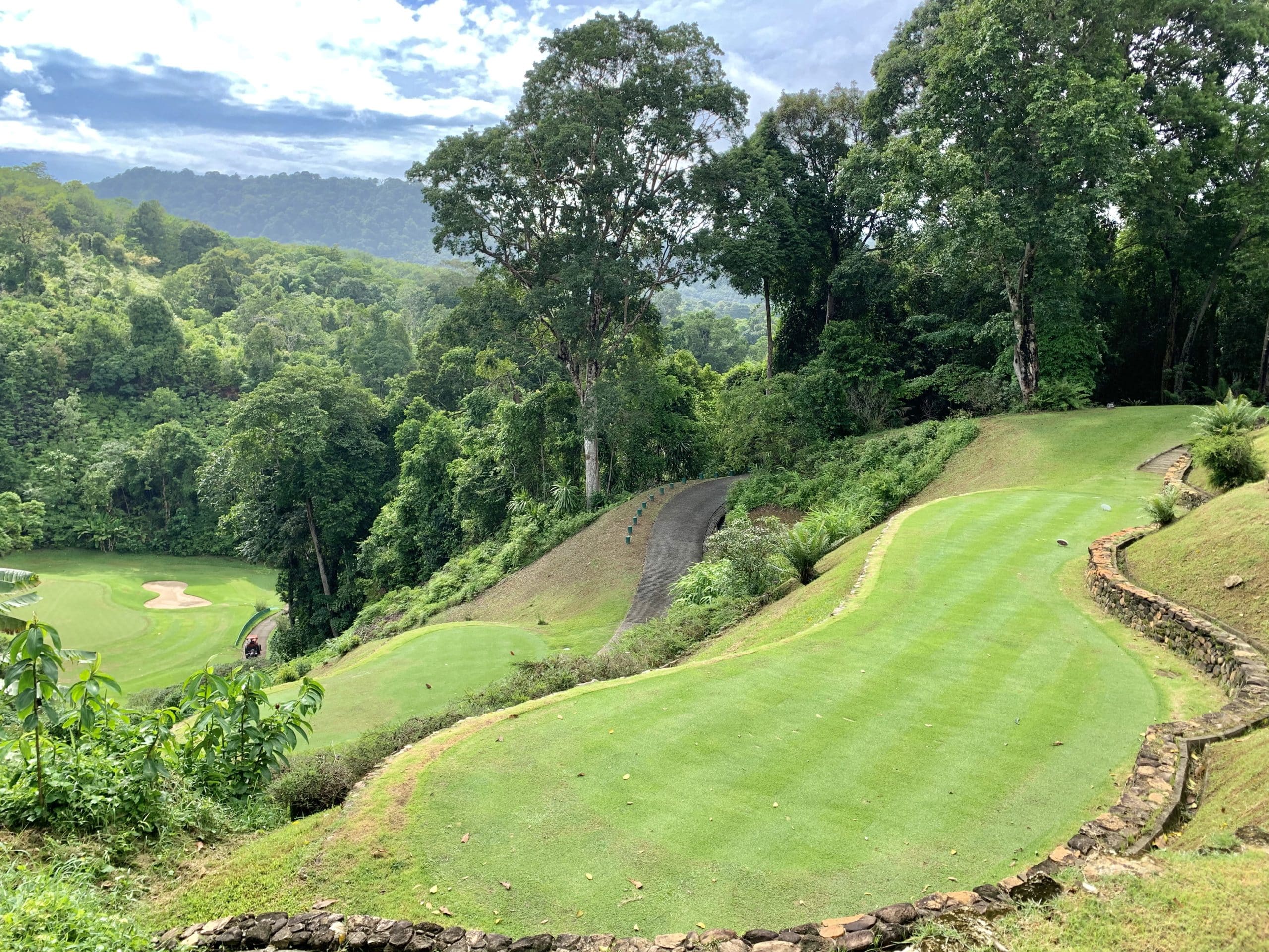 RMG H17-Tee-off-scaled